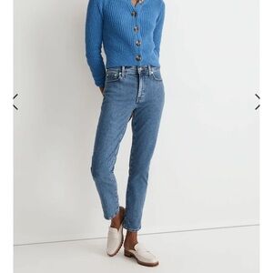 Madewell | The Petite Mid-Rise Perfect Vintage Jeans in Knowland Wash